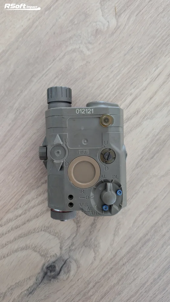 Lampe / Laser AN/PEQ-15
